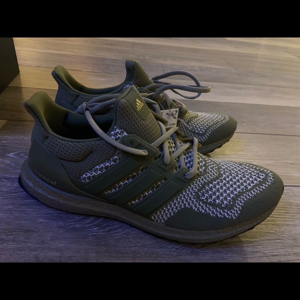 Mens Adidas Ultra Boost BRAND NEW